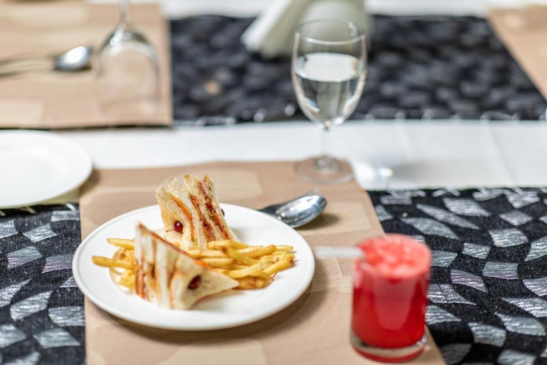 Hotel Luciya Kochi 외부 사진